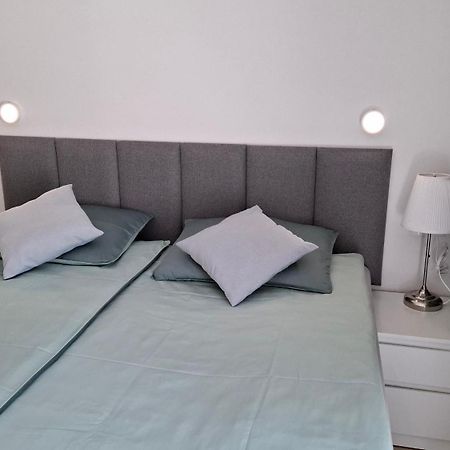 Downtown Delight Lägenhet Ljubljana Exteriör bild